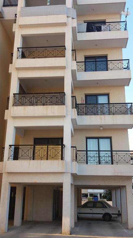 101 Mandritis Court Lejlighed Larnaca Eksteriør billede